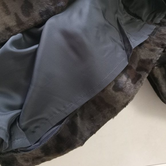 BROOKS BROTHERS | Faux Animal Print Skirt - Picture 9 of 13